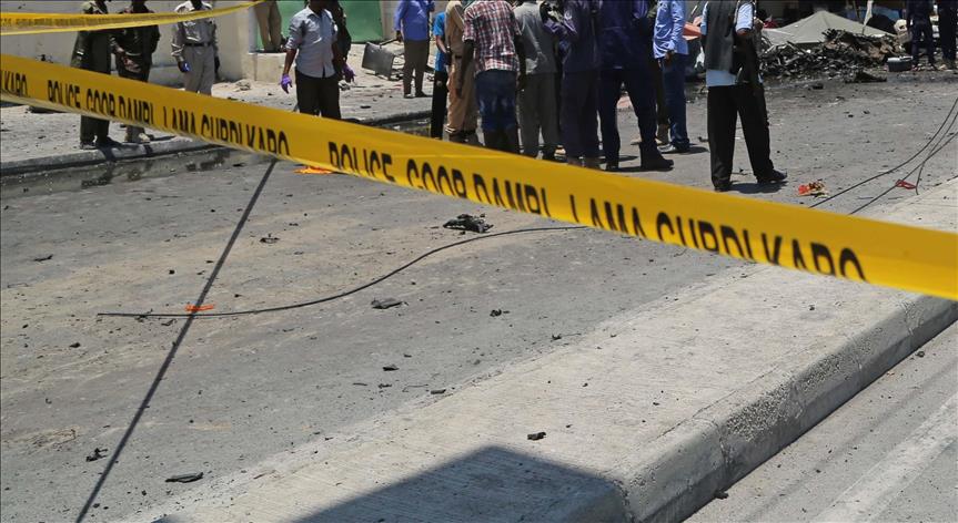 Truck bomb blast kills 5 outside Somali capital