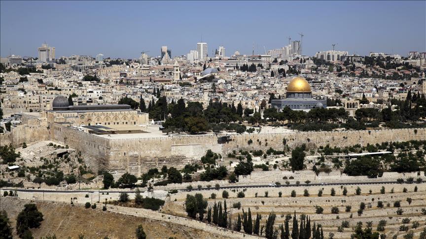 For 2nd day, Israel shuts Jerusalem's Al-Aqsa mosque