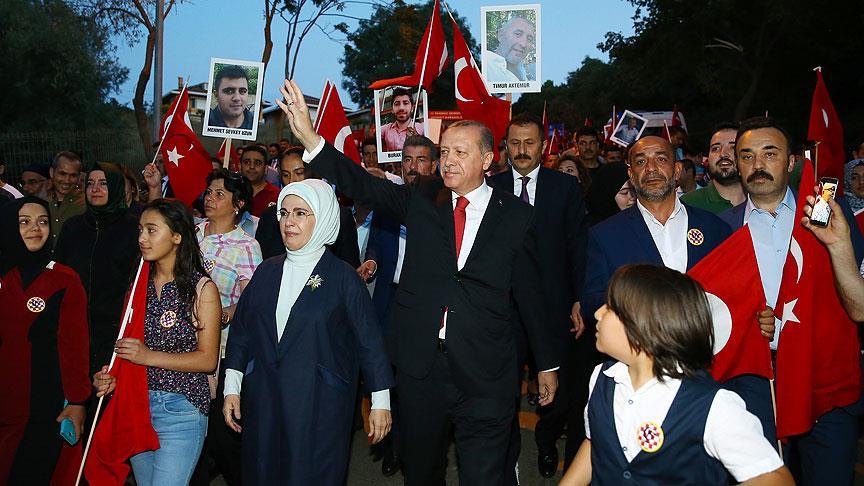 Cumhurbaşkanı Erdoğan 15 Temmuz Şehitler Köprüsü'nde