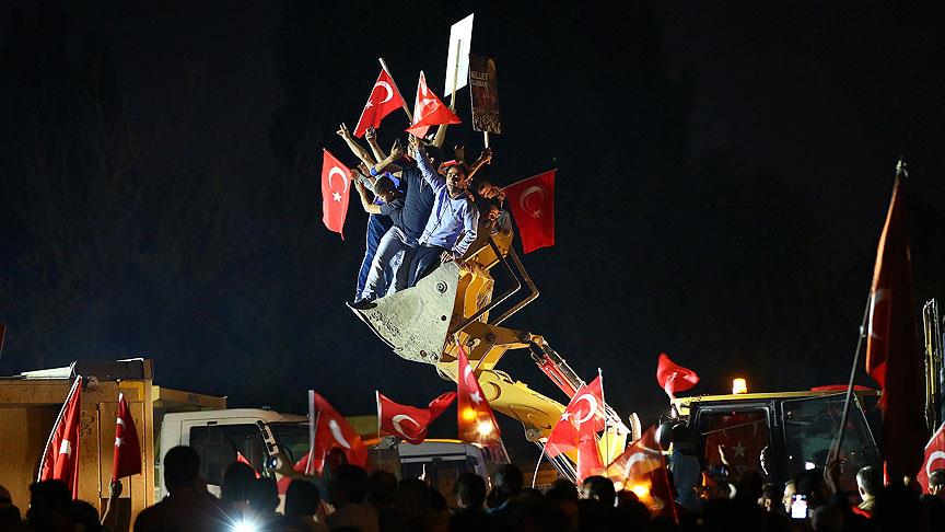 İstanbulspor - 🇹🇷 15 Temmuz hain darbe girişimine karşı canları