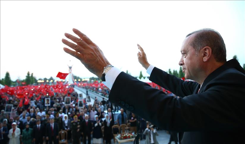  Erdogan : "'Avec l’aide de Dieu, nous fonderons ensemble une Grande Turquie, forte et prospère"