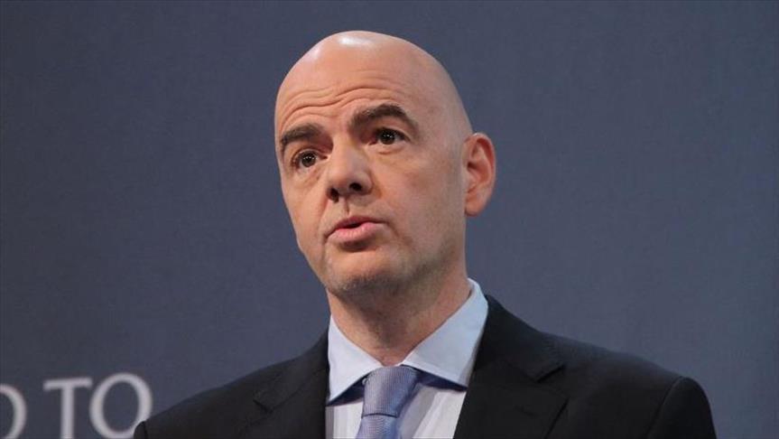 رئيس "فيفا": 6 دول عربية طلبت سحب تنظيم مونديال 2022 من قطر 