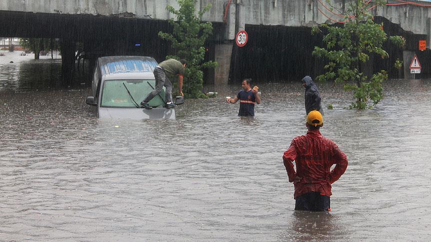 'Zaruret olmadıkça dışarı çıkmayın' uyarısı