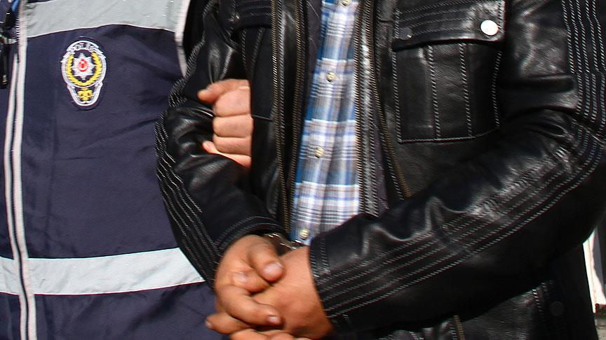 Aydın'da 'Hero' tişörtü giyen kişi gözaltına alındı