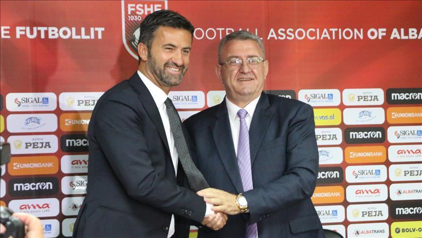 Панучи и официјално нов фудбалски селектор на Албанија