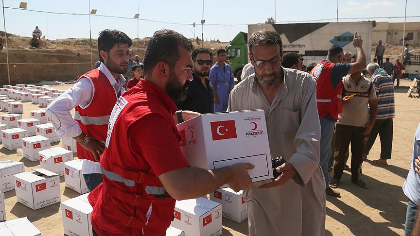 Türk Kızılayı'dan 330 Musullu aileye gıda yardımı