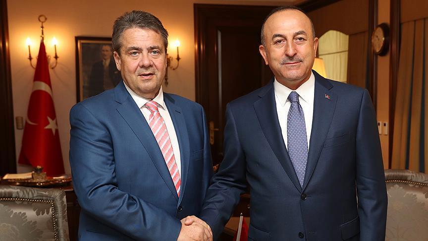 Главы МИД Турции и Германии обсудили двусторонние отношения