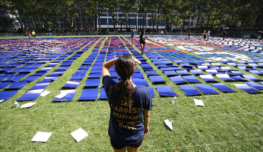 Navijači Barcelone napravili najveći "ljudski dres" na svijetu