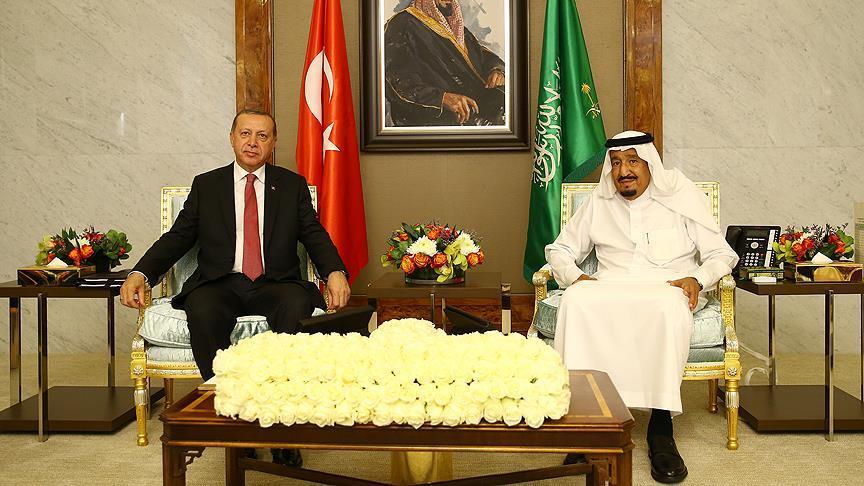 Erdogan arrives in Jeddah on 1st leg of Gulf tour