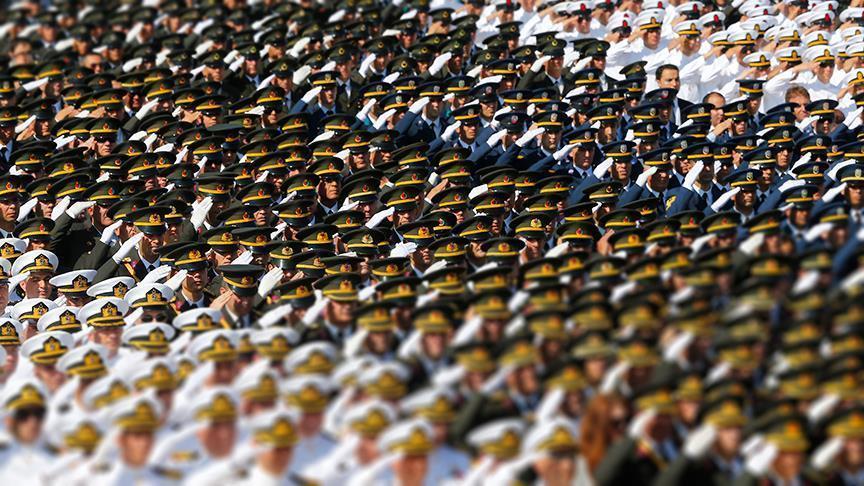 Численность командного состава ВС Турции сократилась на 40%