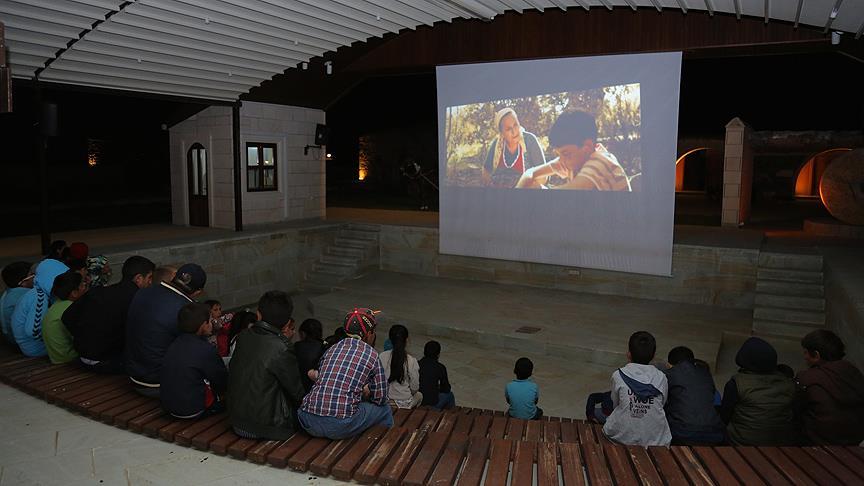Sineması olmayan kentte çocukları sinemayla buluşturdu