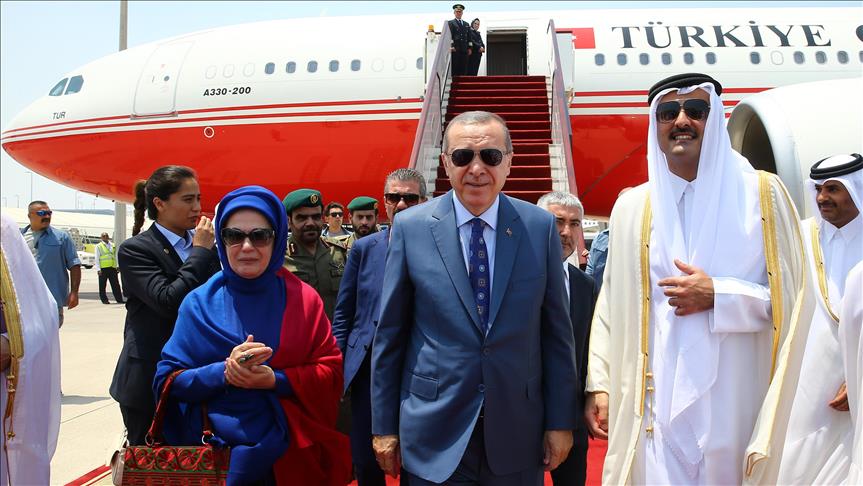 Arrivée d’Erdogan au Qatar en provenance du Koweït
