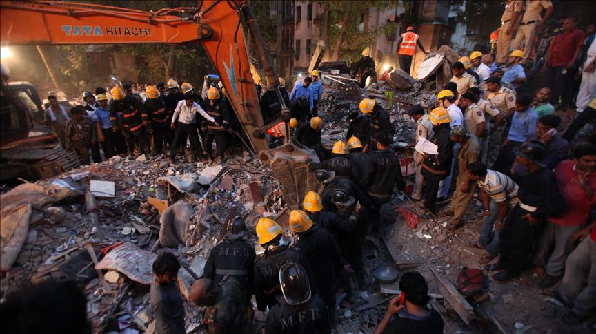 India: Mumbai building collapse kills 17
