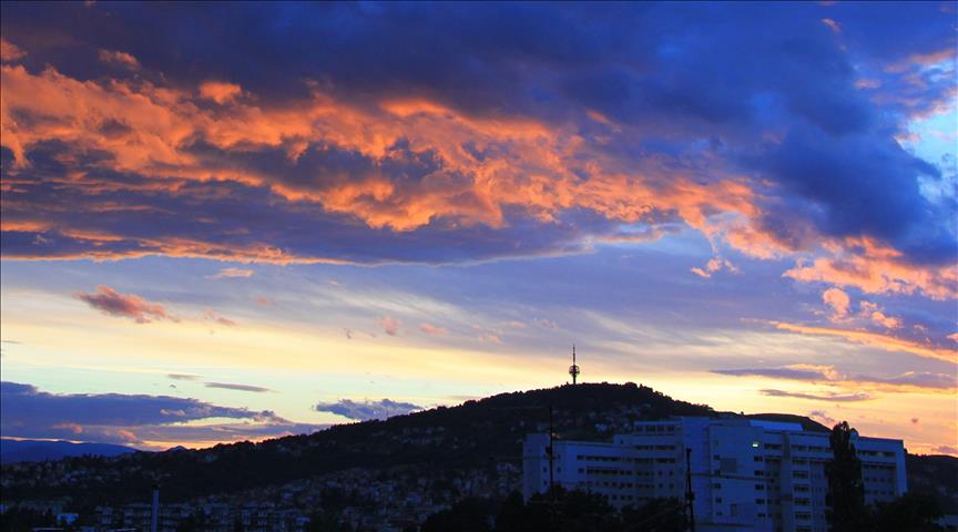 Čaroban zalazak sunca u Sarajevu
