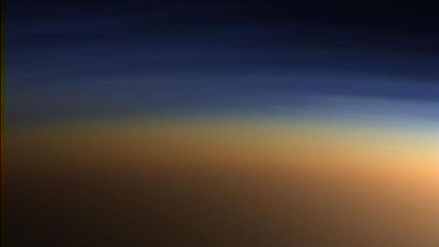 Cassini, Satürn'ün uydusu Titan'da "aracı molekül" keşfetti 