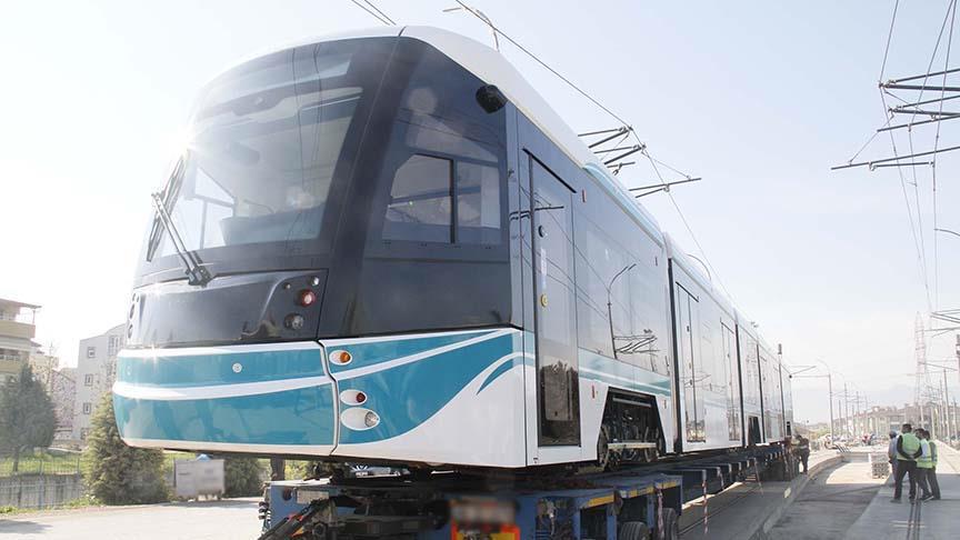 Erzincan ve Erzurum'daki iki tramvay hattını bakanlık yapacak