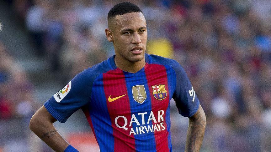 جماهير برشلونة تهاجم البرازيلي نيمار وتصفه بـ"الخائن"