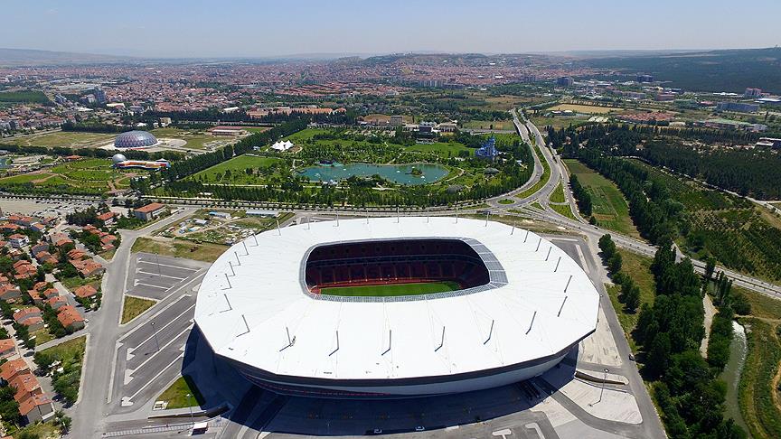 Yeni Eskişehir Stadı bir açıldı pir açıldı