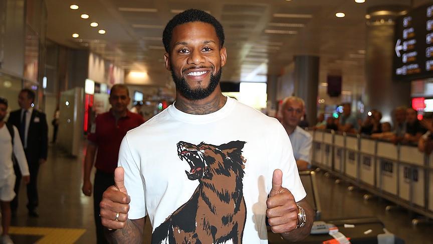 Foot: L’attaquant néerlandais Jeremain Lens en passe de rejoindre le Beşiktaş