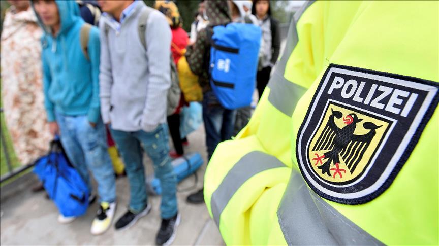 Germany to send back refugees to Greece