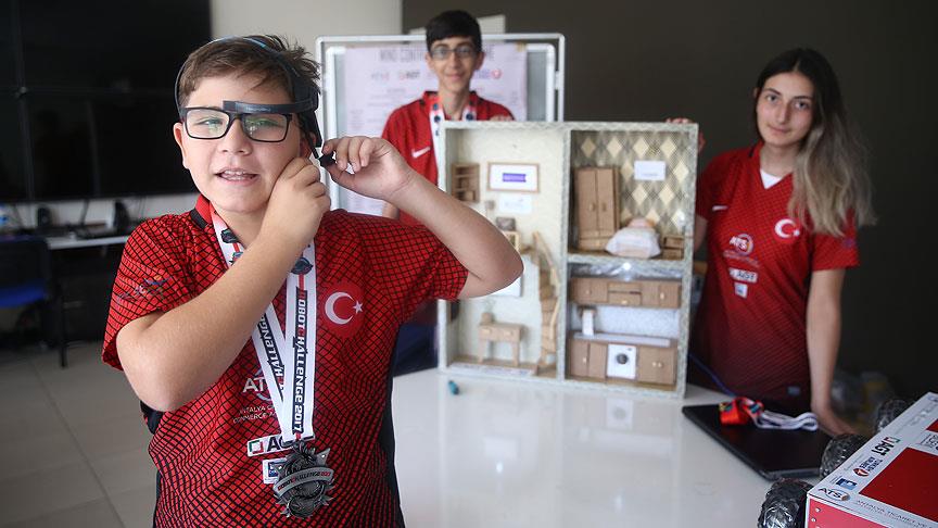 Robot Sampiyonasinda Dunya Birincisi Ogrenciler Yurda Dondu