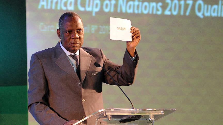 CAN 2019 : L’ancien président de la CAF Hayatou répond à son successeur