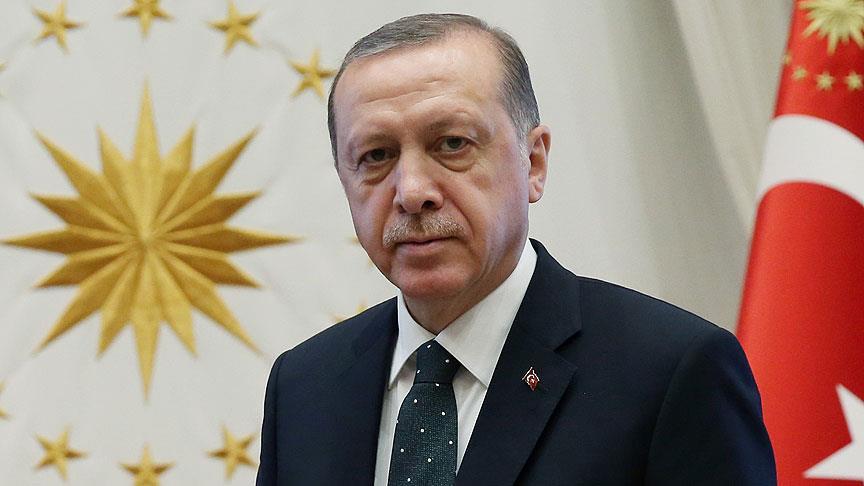 Cumhurbaşkanı Erdoğan, Kulüpler Birliği Başkanlığına seçilen Özbek'i kutladı