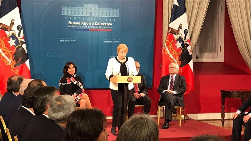 La presidenta de Chile anunció incrementos en las pensiones