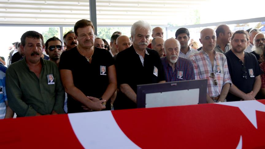 Oyuncu Seyfettin Karadayı son yolculuğuna uğurlandı