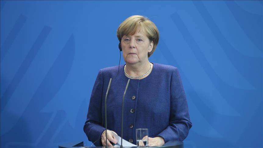 Merkel respalda propuesta de la ONU para aceptar más refugiados