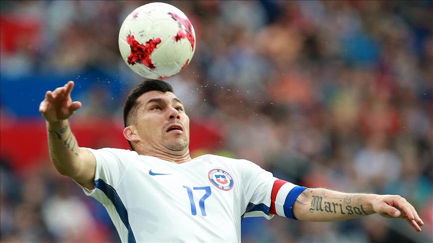 Besiktas anunció la transferencia del futbolista Gary Medel