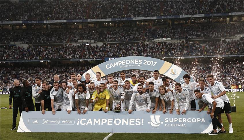 Foot/Espagne: Le Real Madrid domine le Fc Barcelone, et remporte la supercoupe (2-0)