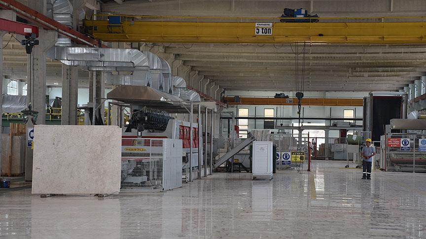 Köyüne kurduğu mermer fabrikasından 30 ülkeye ihracat yapıyor