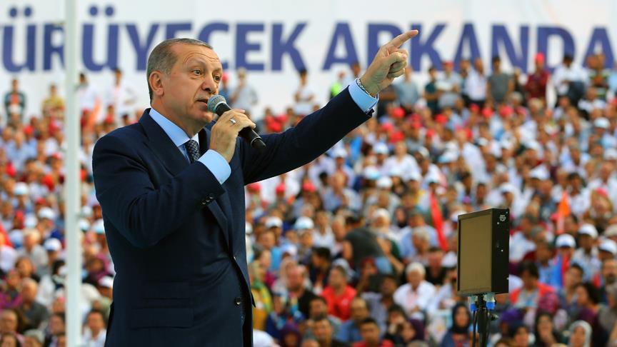 Erdogan poručio šefu njemačke diplomatije Gabrielu: Ko si ti da se obraćaš predsjedniku Turske