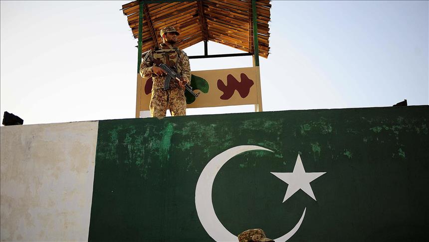 Pakistan, Afghanistan discuss efforts to restore peace