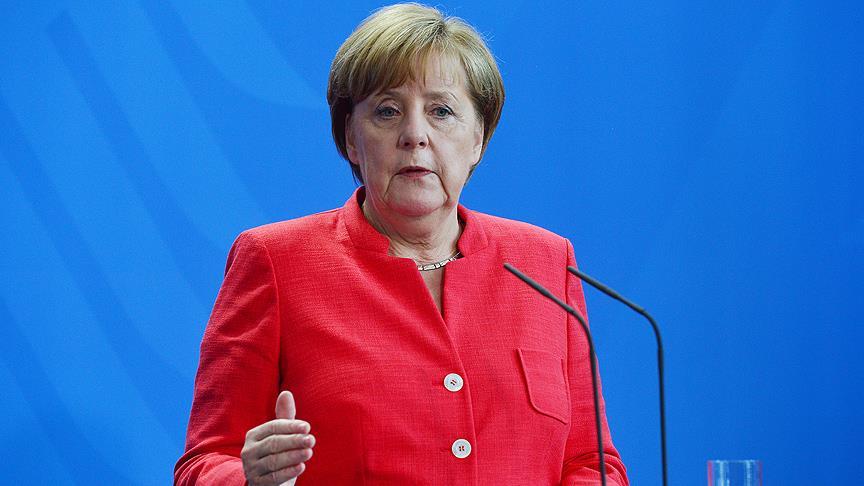 Almanya Başbakanı Merkel: Kendisi ile ilgilenen Amerika hiç bir zaman büyük olmayacaktır