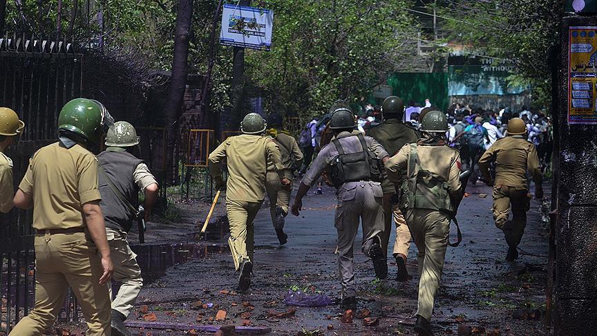 Militants storm major police base in Jammu-Kashmir