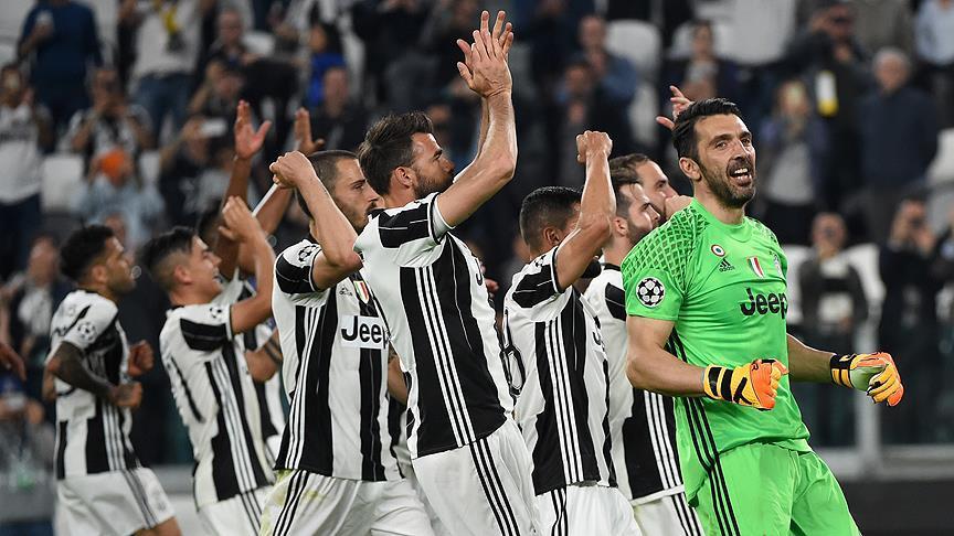Foot/Gianluigi Buffon: Le dernier des cavaliers (Portrait)