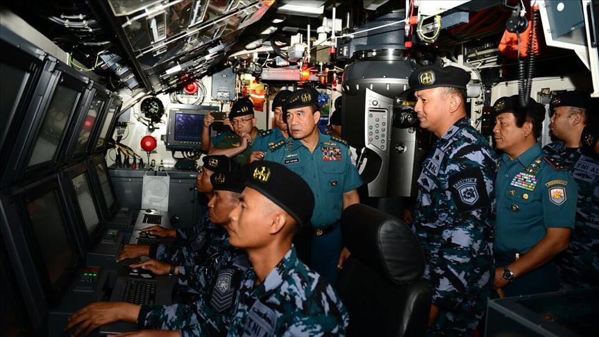 Kapal selam baru bersandar di Surabaya