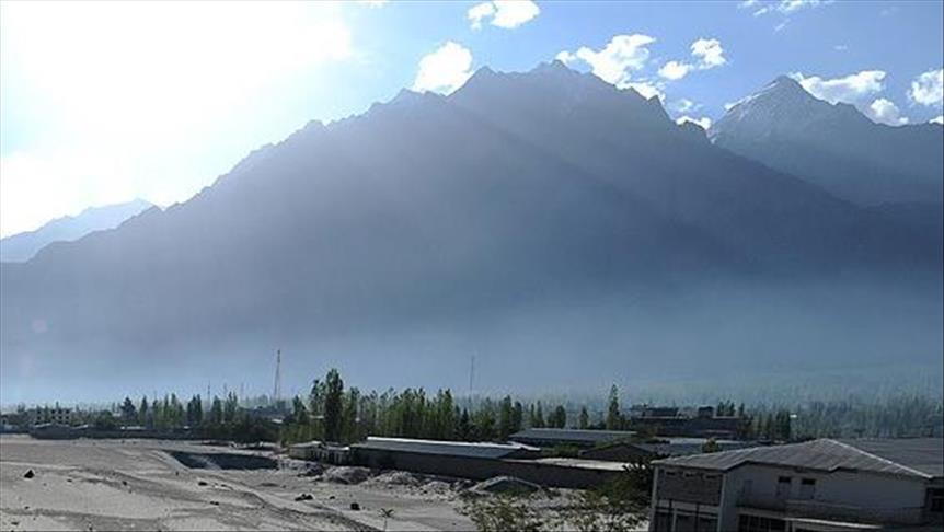 India y China retiran sus tropas de la frontera en disputa en el Himalaya