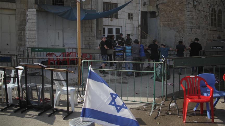 Israel gives Hebron settlers official settlement status