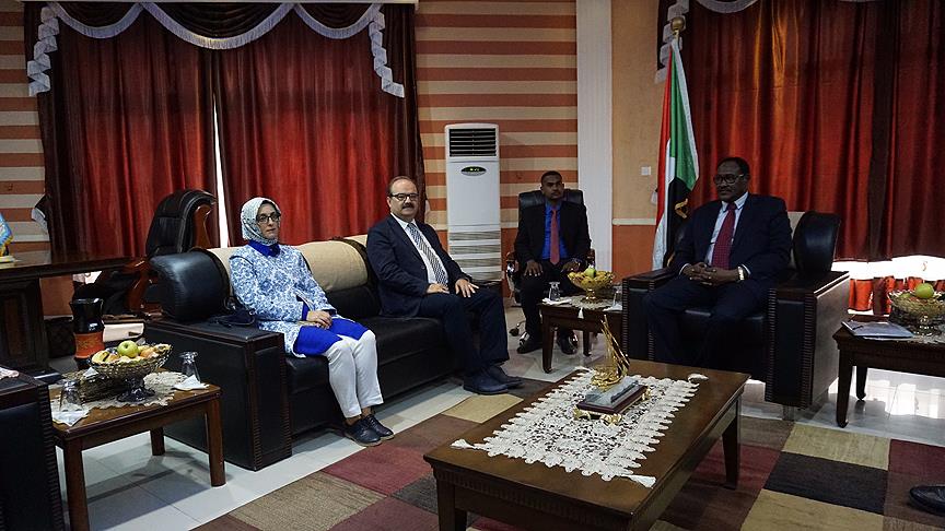 TİKA Başkanı Çam Sudan'ı ziyaret etti