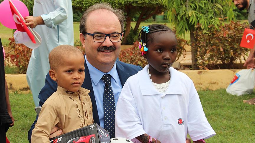 TİKA Başkanı Çam Sudan'ı ziyaret etti