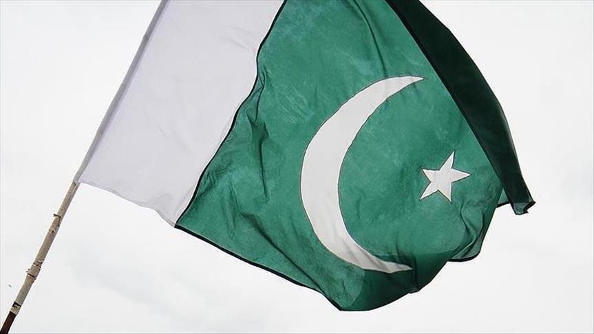 Pakistán responde a presiones de EEUU acercándose a otras potencias