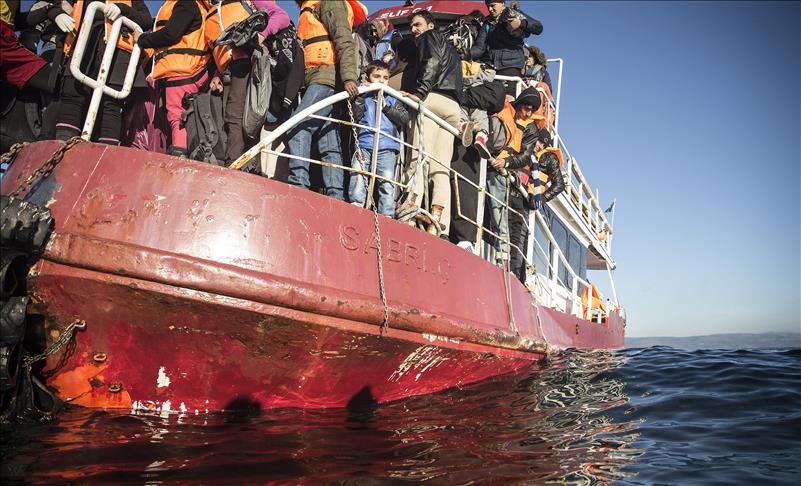 Record number of refugees reach Greece in August