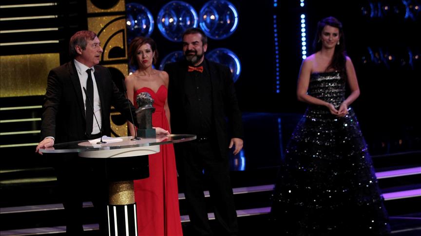 El gobierno español anuncia que el IVA al cine bajará un 10%