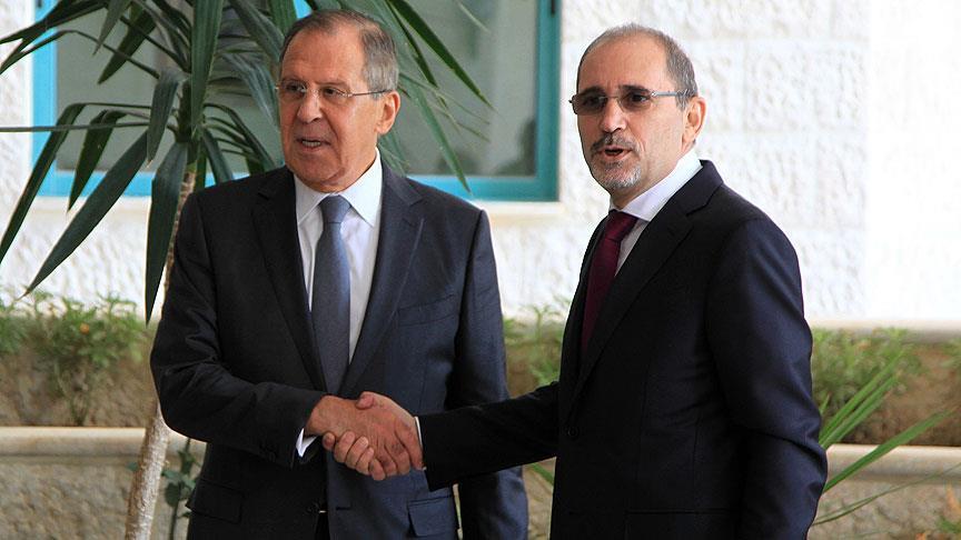 Rusya Dışişleri Bakanı Lavrov: Suriye'de barışçıl hayata yeniden dönülmesi değerlendirilmeli