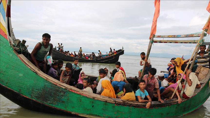 Trawler carrying Rohingya sinks near Bangladesh, 2 dead