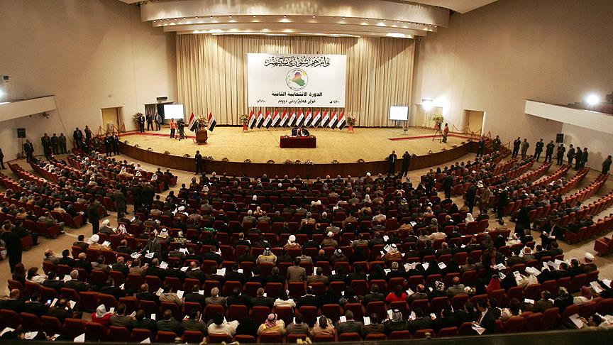  Irak meclisinde Cumhurbaşkanı'nı görevden almak için imza toplanıyor