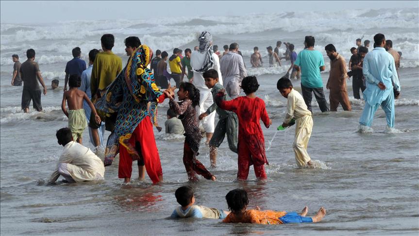 Pakistan: Drowning incidents taint Karachi city beaches